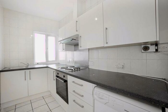 2 Bedroom Flat To Rent In Upper Lewes Road, Brighton, BN2