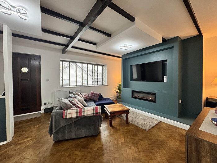 3 Bedroom Detached Bungalow For Sale In Greenfield Road, Twyn, Ammanford, Carmarthenshire., SA18