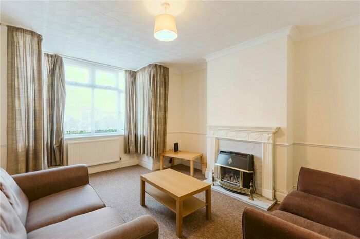 3 Bedroom End Of Terrace House To Rent In Beverley Road, Horfield, Bristol, BS7