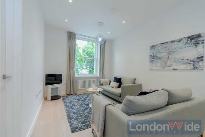 2 Bedroom Flat To Rent In St Stephens Gardens, Notting Hill, W2
