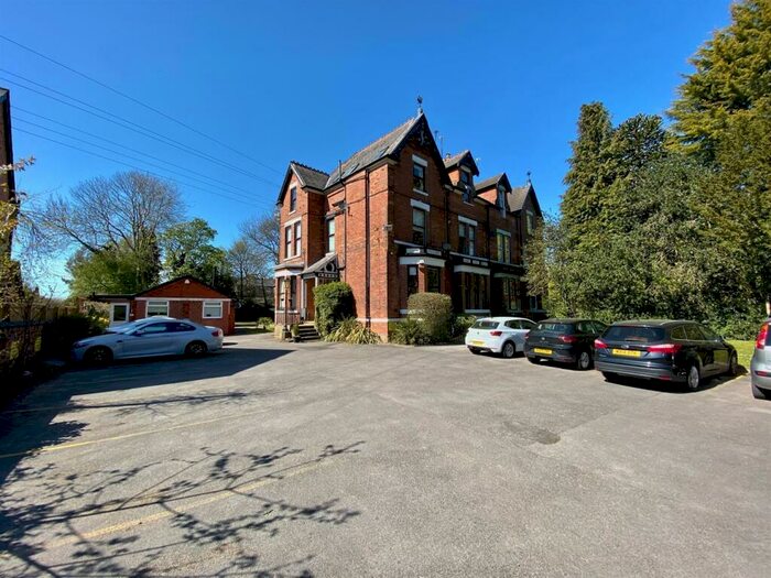 1 Bedroom Apartment To Rent In Wardle Road, Sale, M33