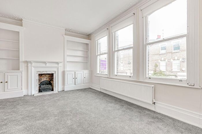 2 Bedroom Flat To Rent In Bishops Road, Munster Village, SW6