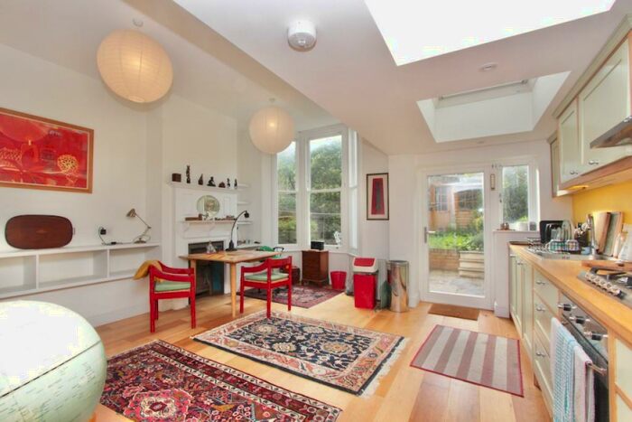 1 Bedroom Flat To Rent In Alconbury Road, Stoke Newington, London, E5