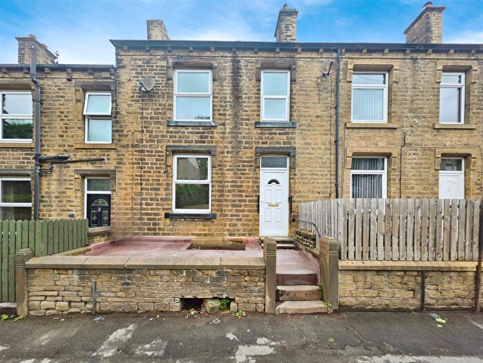 2 Bedroom Terraced House To Rent In Manchester Road, Linthwaite, HD7