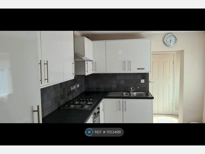 3 Bedroom End Of Terrace House To Rent In Donald Road, Croydon, CR0