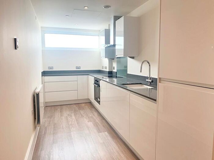 2 Bedroom Apartment To Rent In Lantern Court, Wilmot Lane, Beeston, NG9