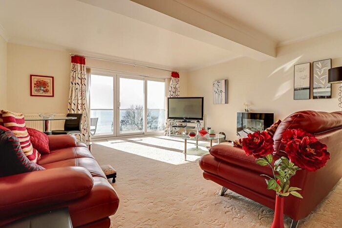 2 Bedroom Flat For Sale In Heathfield House, Westcliff Parade, Westcliff-on-Sea, SS0