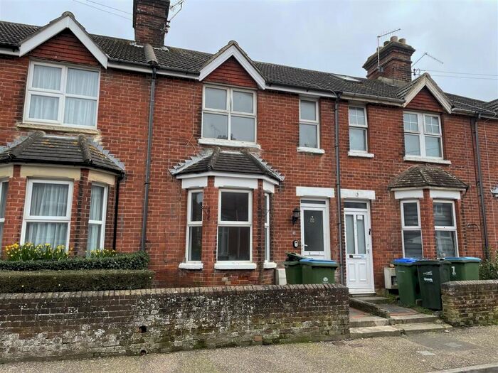 2 Bedroom Terraced House To Rent In Linden Road, Littlehampton, BN17