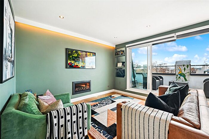 3 Bedroom Flat For Sale In Ladbroke Grove, London, W11