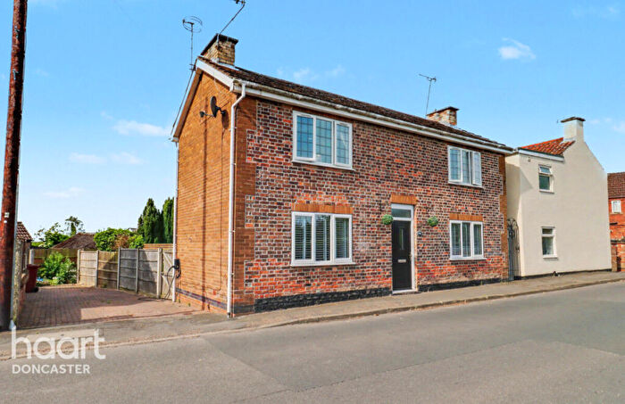 3 Bedroom Detached House For Sale In High Street, Haxey, Doncaster, DN9