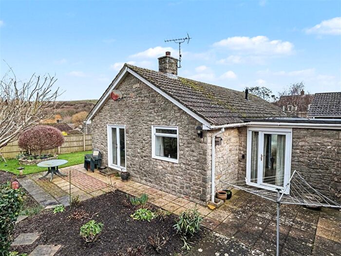 3 Bedroom Detached Bungalow For Sale In Purbeck Close, Uploders, Bridport, DT6