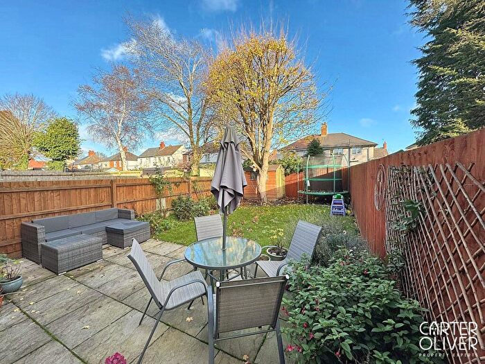 3 Bedroom End Of Terrace House For Sale In Academy Drive, Rugby, CV21