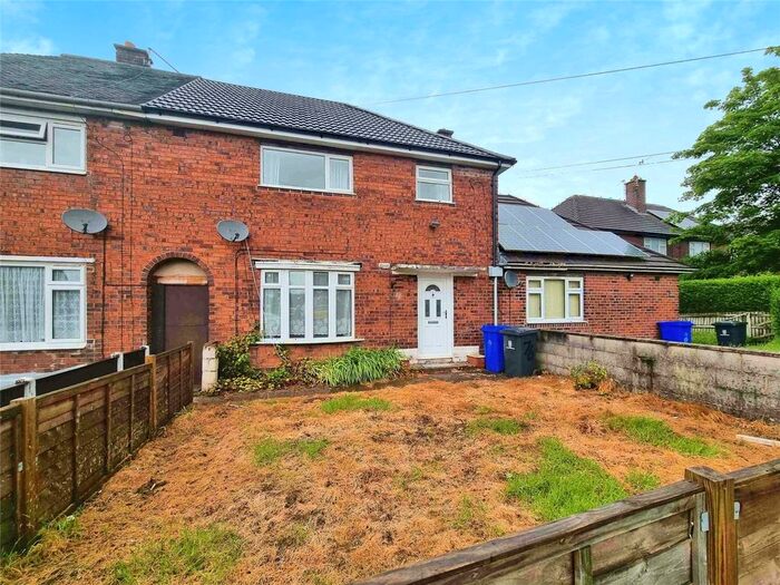 3 Bedroom Semi-Detached House To Rent In Allendale Walk, Stoke-On-Trent, Staffordshire, ST3