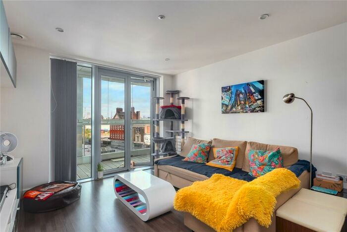 2 Bedroom Flat To Rent In Barking Road, Canning Town, London, E16