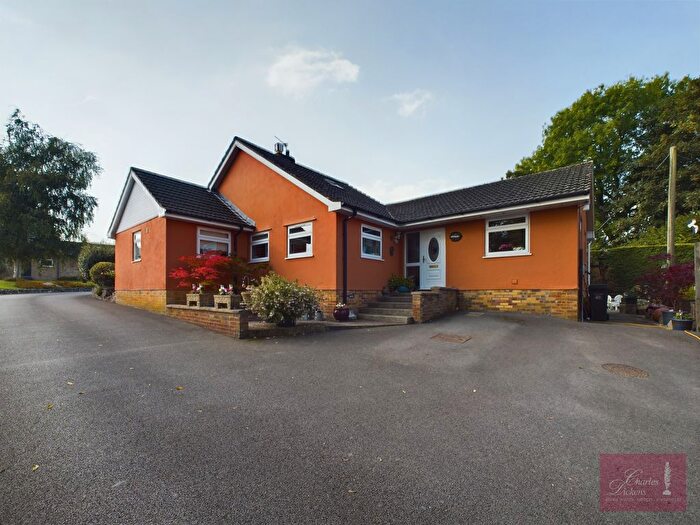 4 Bedroom Bungalow For Sale In Applebridge, Goathurst, Bridgwater, TA5