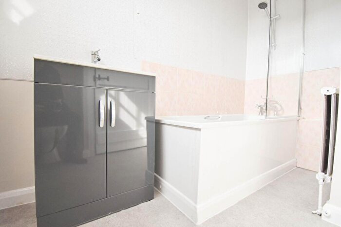 1 Bedroom Apartment For Sale In Bunyans Mead, Elstow, MK42