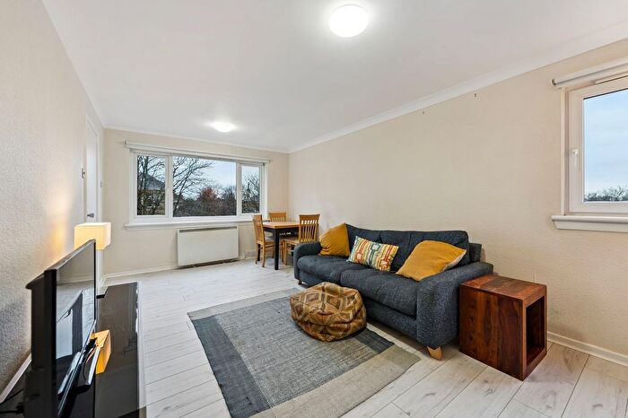 2 Bedroom Flat For Sale In Woodrow Court, Woodrow Road, Pollokshields, Glasgow, G41