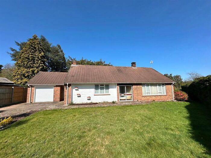 2 Bedroom Detached Bungalow For Sale In Abbots Ride, Farnham, GU9