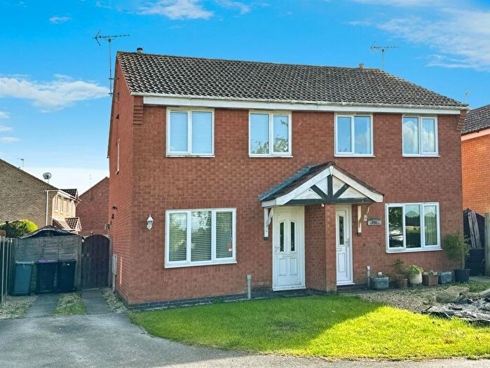 3 Bedroom Semi Detached House For Sale In Rochester Court, Bourne, PE10