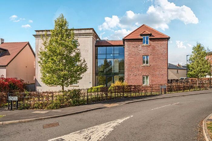 2 Bedroom Flat To Rent In Howells House, Pitt Road, Winchester, Hampshire, SO22