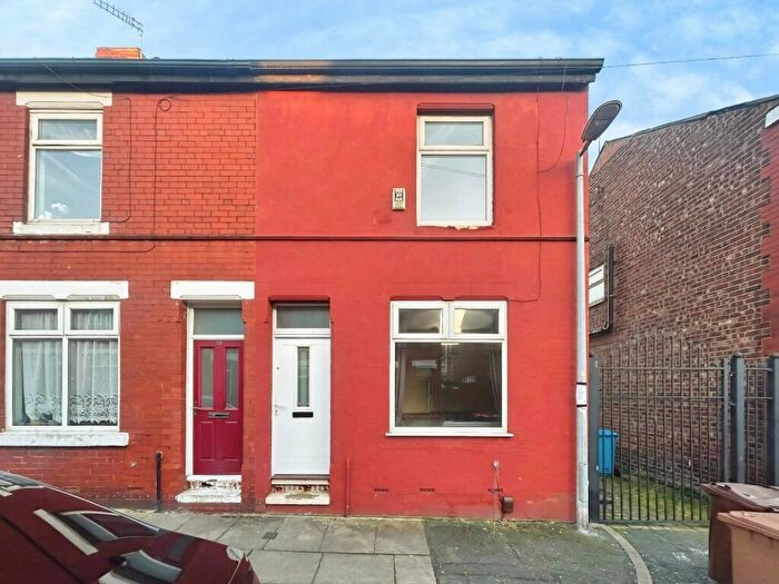 2 Bedroom Terraced House For Sale In Kingsford Street, Salford, Greater Manchester, M5