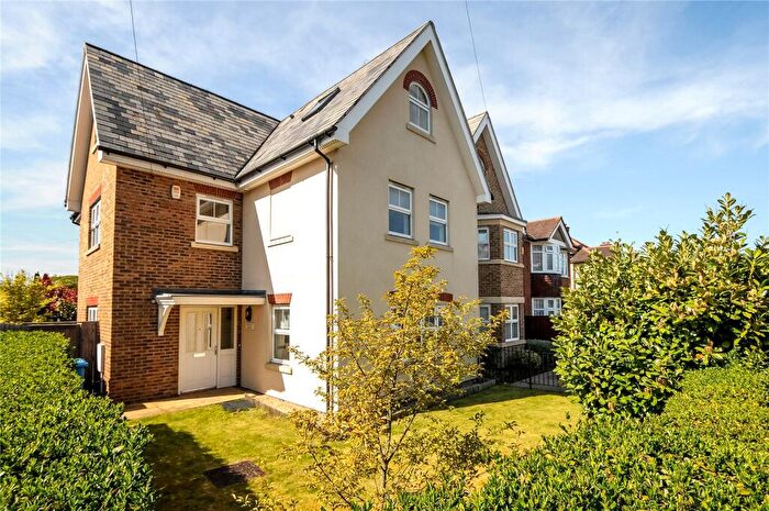 5 Bedroom Semi-Detached House To Rent In Springfield Road, Windsor, Berkshire, SL4