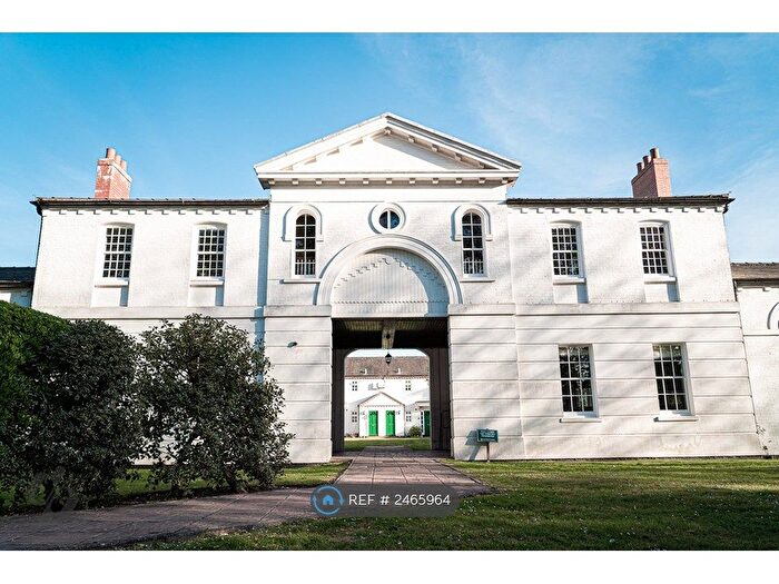 2 Bedroom Flat To Rent In Ashdown Court, Horsham, RH13