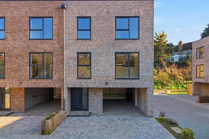 3 Bedroom Town House For Sale In Blatchington Road, Seaford, BN25