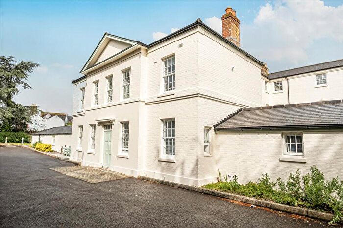 1 Bedroom Flat To Rent In Union Place, Lymington, Hampshire, SO41