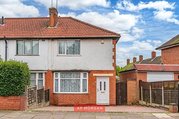 2 Bedroom End Of Terrace House For Sale In Edenhurst Road, Birmingham, West Midlands, B31