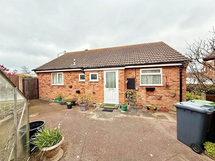 3 Bedroom Detached Bungalow For Sale In Covent Garden Road, Caister-On-Sea, NR30