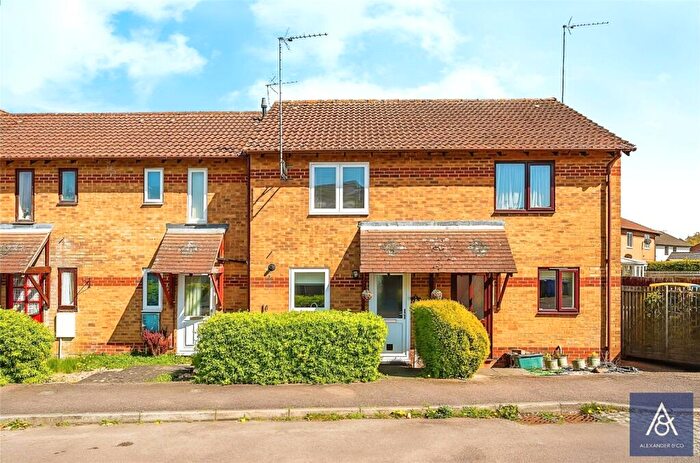 2 Bedroom Terraced House For Sale In Johnson Avenue, Brackley, Northamptonshire, NN13