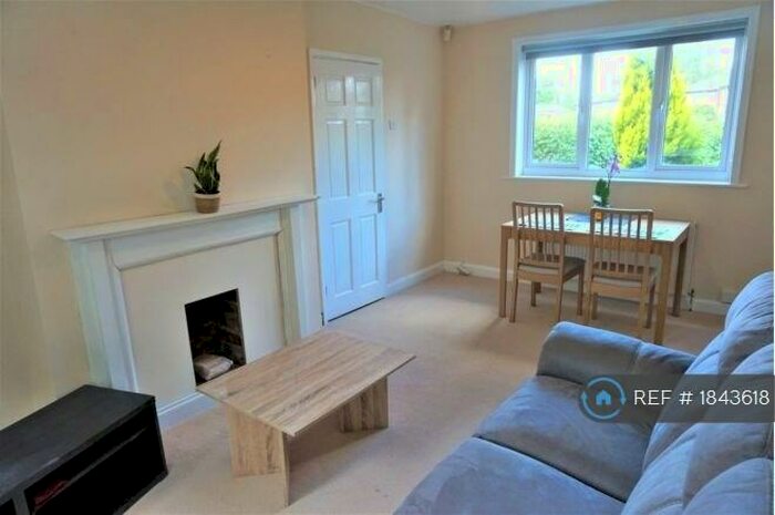 3 Bedroom Semi-Detached House To Rent In Newstead Avenue, Manchester, M20