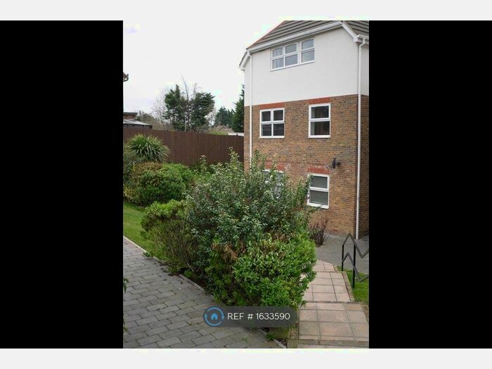 1 Bedroom Flat To Rent In Valley Heights, Dartford, DA1