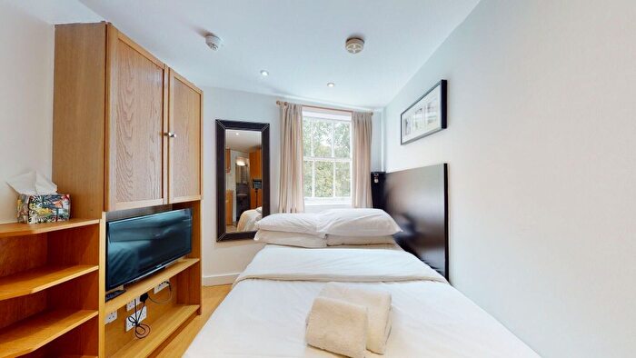 Studio To Rent In Cartwright Gardens, London, WC1H