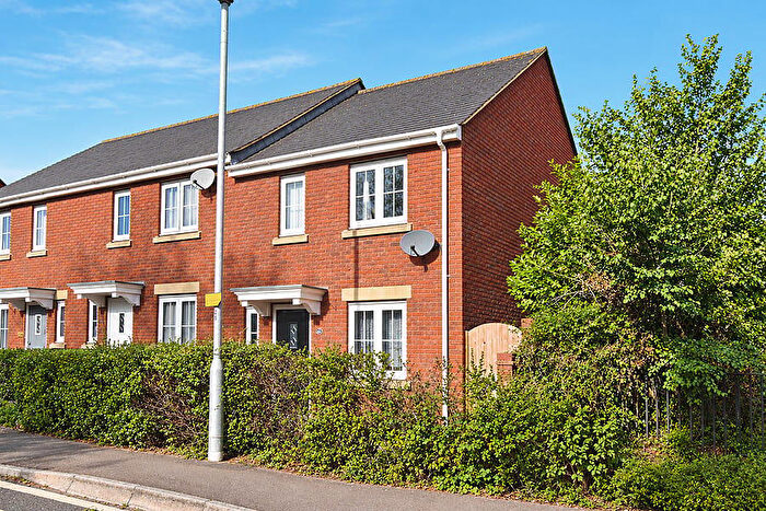 3 Bedroom End Of Terrace House For Sale In Russell Walk, Kings Heath, Exeter, EX2