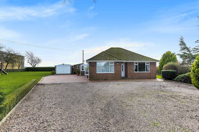 2 Bedroom Bungalow For Sale In Bellwater Bank, New Leake, Boston, PE22