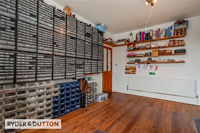 3 Bedroom Semi-Detached House For Sale In Victoria Avenue East, Blackley, Manchester, M9
