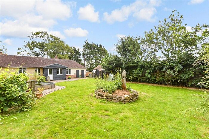 4 Bedroom Detached Bungalow For Sale In Hythe Road, Dymchurch, Romney Marsh, Kent, TN29