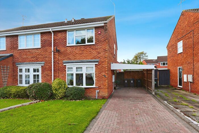 2 Bedroom Semi Detached House For Sale In Rea Valley Drive, Birmingham, B31