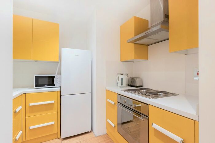 1 Bedroom Flat To Rent In Tower Bridge Rd, London, SE1