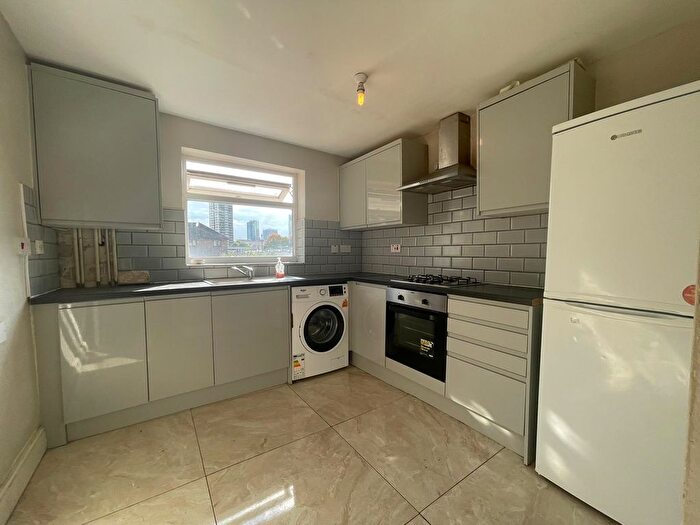 1 Bedroom Flat To Rent In Stratford, London, E15