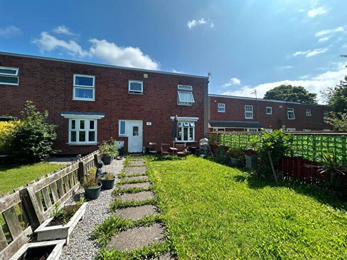 3 Bedroom House For Sale In Garburn Place, Newton Aycliffe, DL5