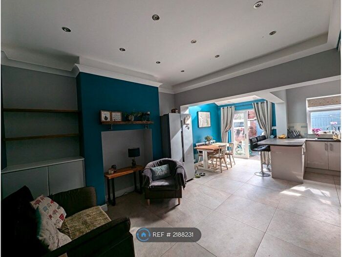 2 Bedroom Terraced House To Rent In Poplar Drive, Wirral, CH63