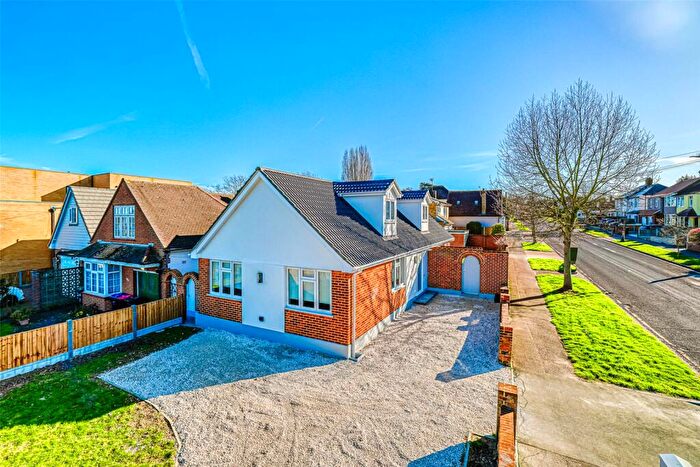 5 Bedroom Detached House For Sale In Westbourne Grove, Westcliff-on-Sea, Essex, SS0