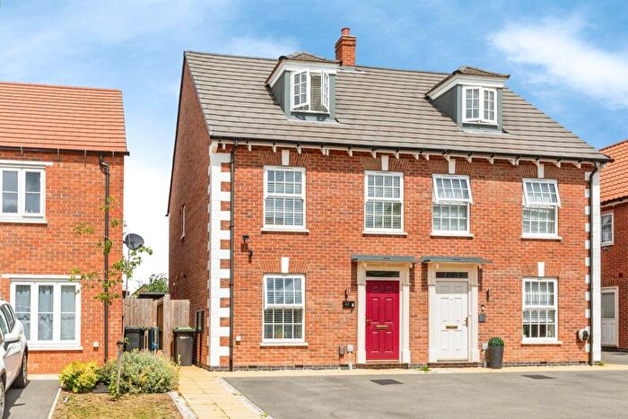 3 Bedroom Semi-Detached House For Sale In Pochard Street, Rushden, NN10
