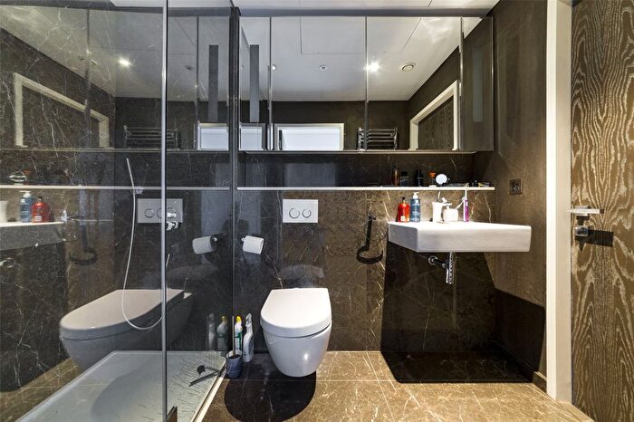 3 Bedroom Flat For Sale In Marconi House, Strand, London, WC2R
