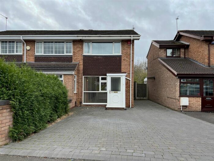 2 Bedroom Property To Rent In Segundo Road, Walsall, WS5