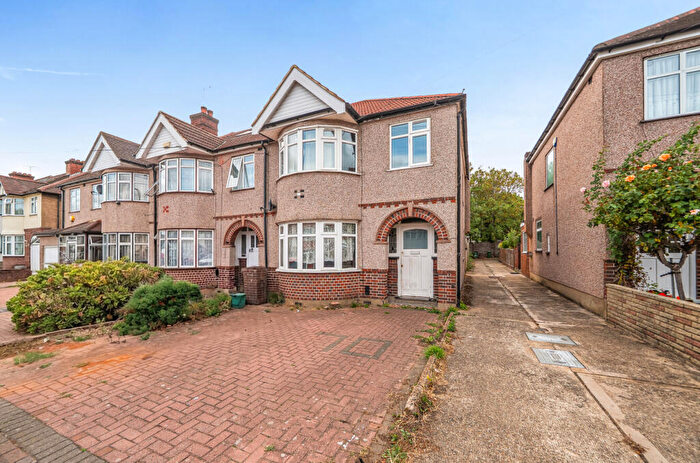 3 Bedroom End Of Terrace House For Sale In Church Drive, Kingsbury, NW9