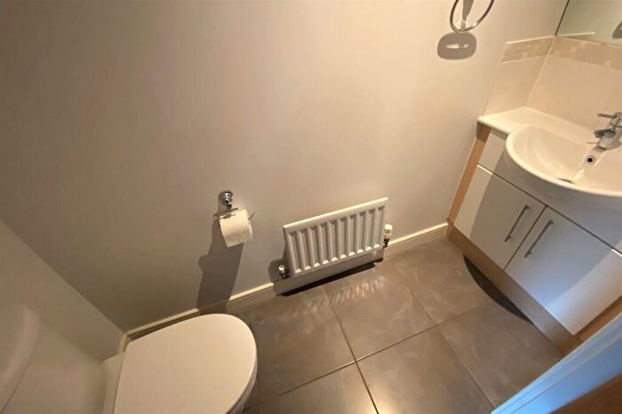 4 Bedroom Town House To Rent In The Moors, Watercolour, Redhill, RH1